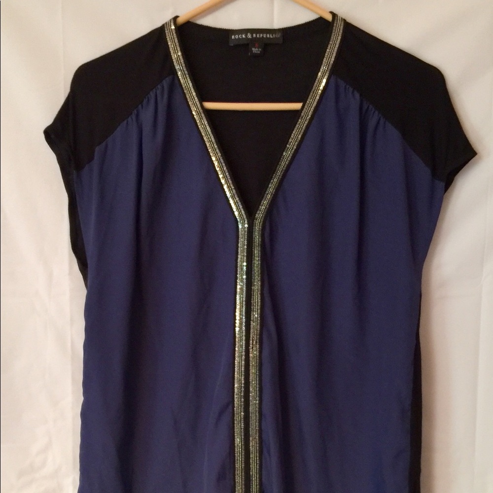 Rock Republic sleeveless navy blouse sz sm v neck